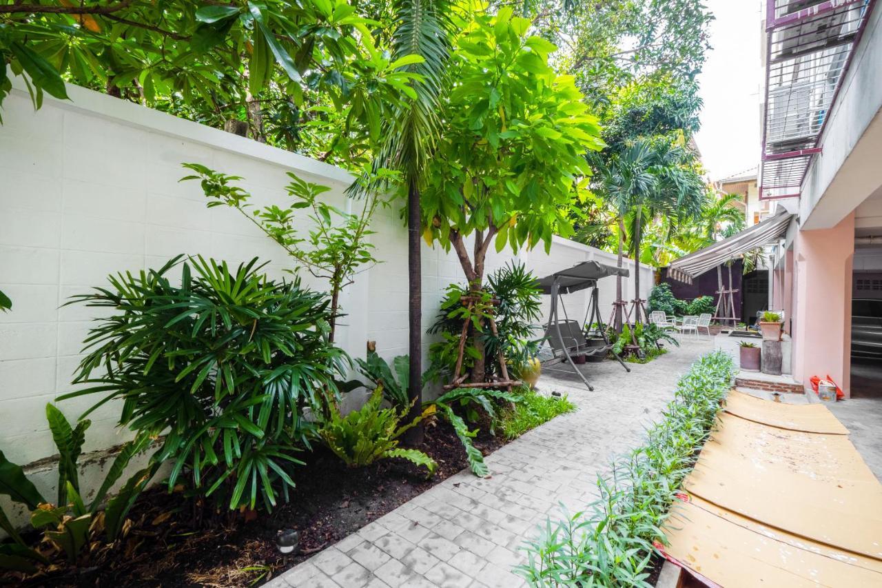 Oyo 1042 Boon'S Residence Banguecoque Exterior foto